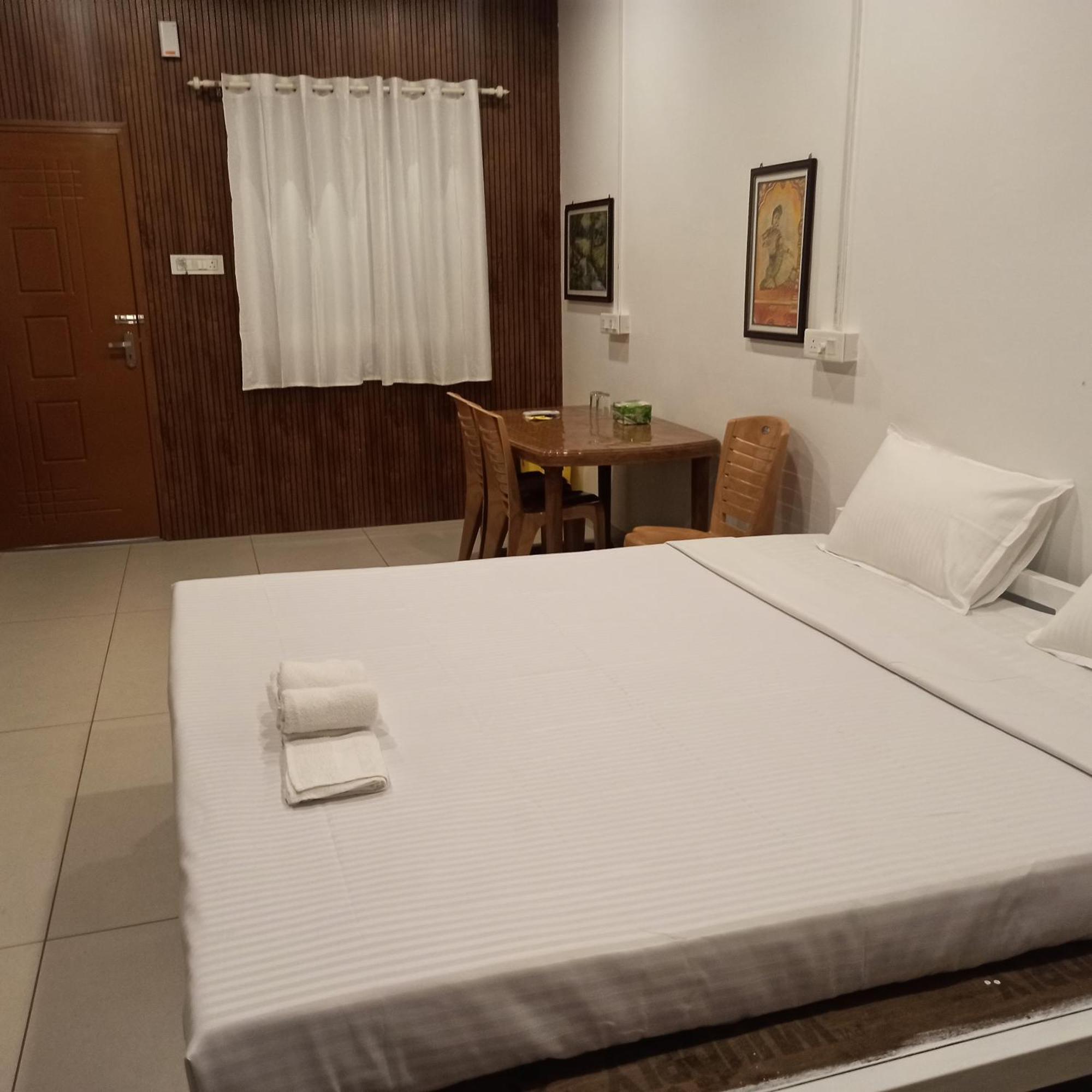 Bethesda Inn Kochi Eksteriør bilde
